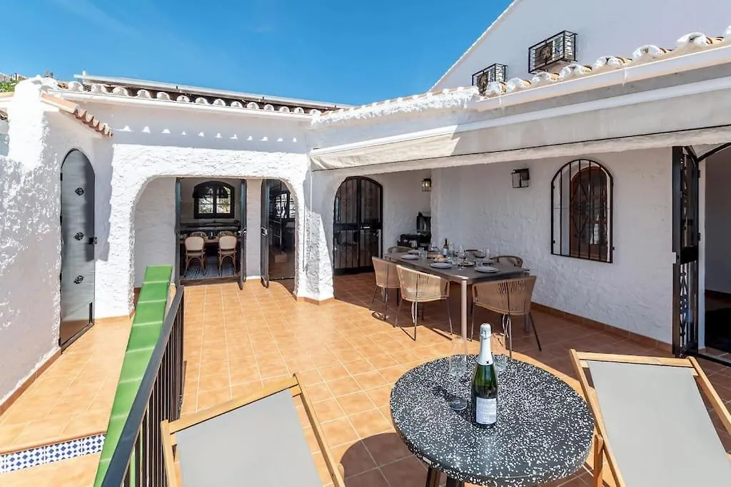 Vila Olivo De Capistrano Nerja 0*,  Španělsko