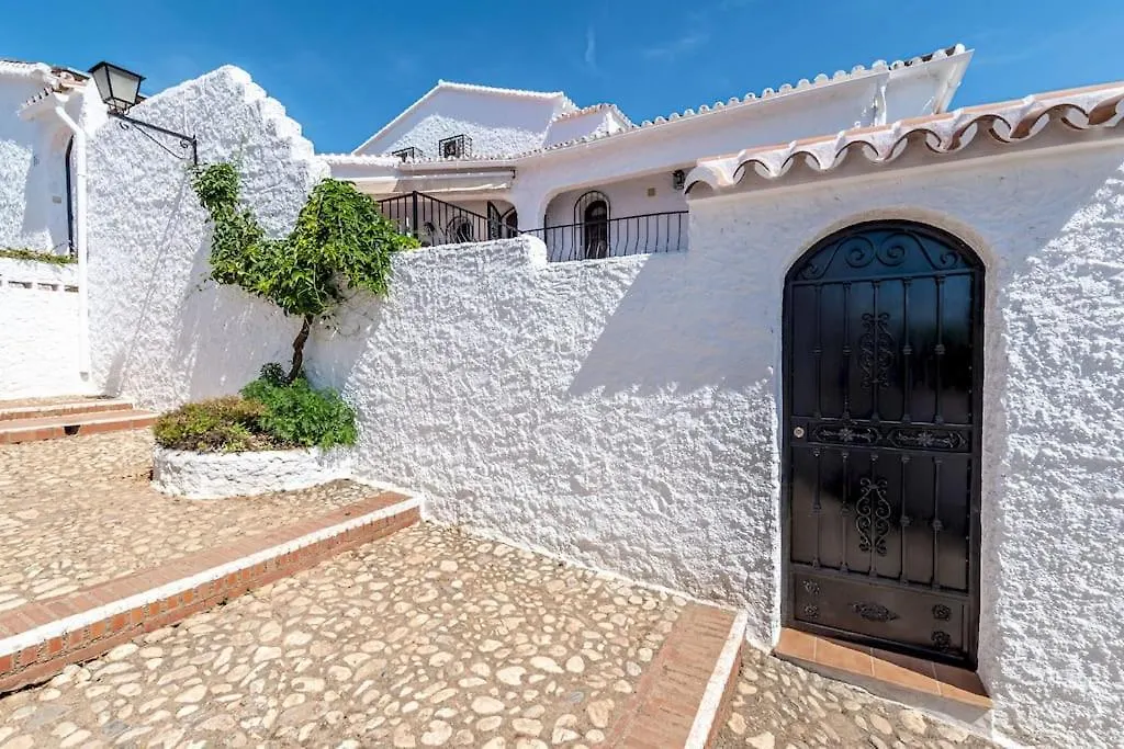 Olivo De Capistrano Villa Nerja