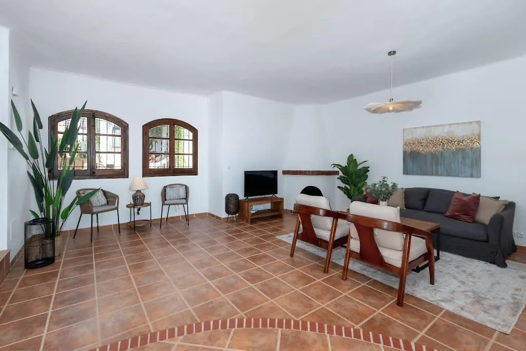 Olivo De Capistrano Villa Nerja