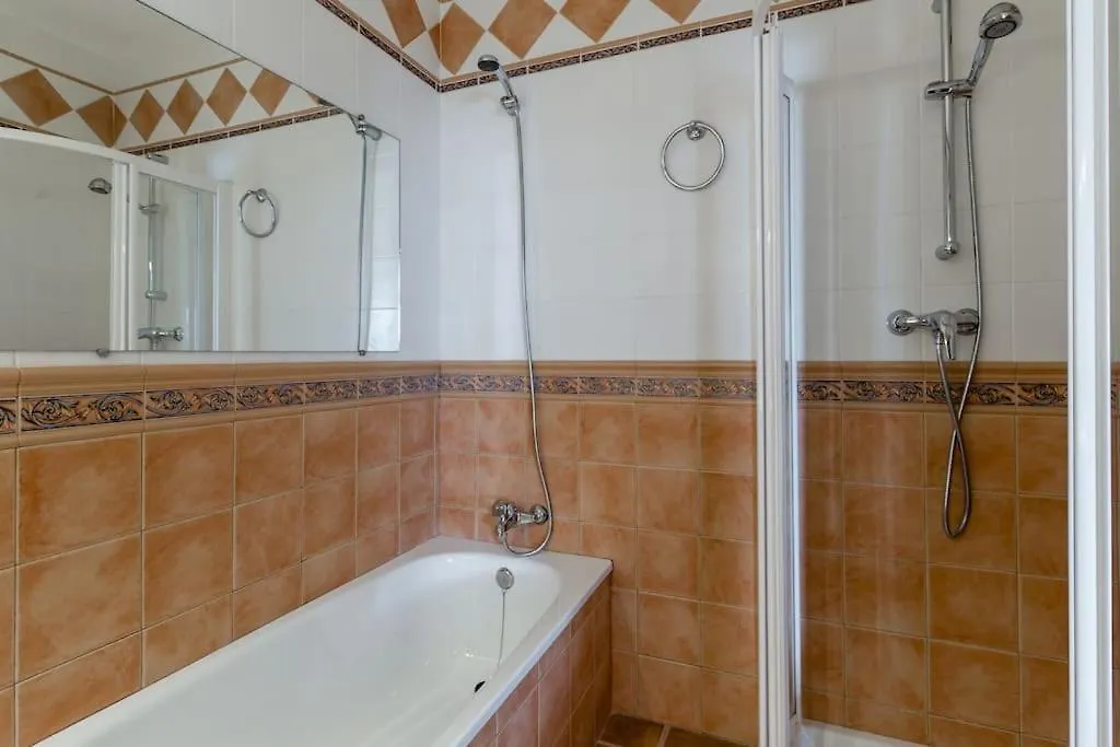 Olivo De Capistrano Villa Nerja